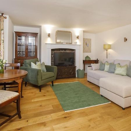 The Garden Square - Unique Luxury Apartment In Historic Garden Square - Ideal For 2 People York Bagian luar foto